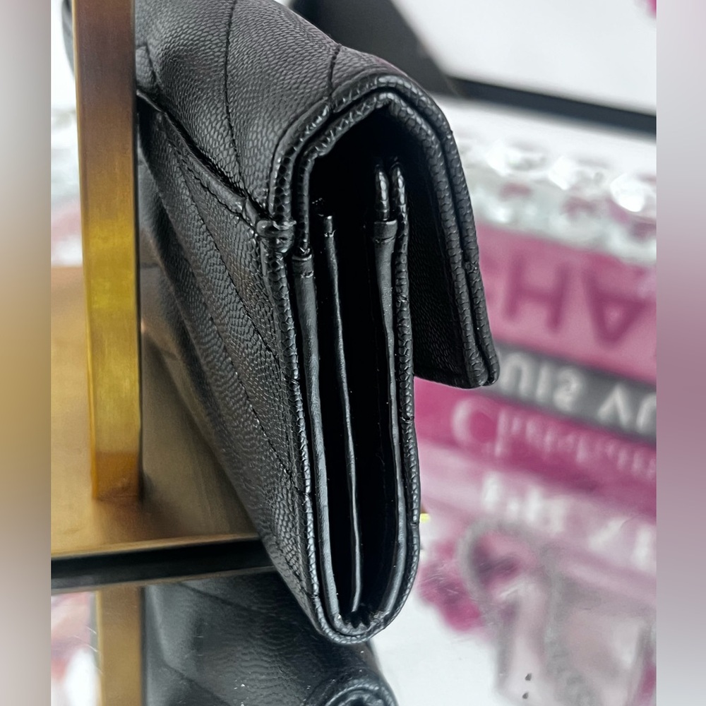 Yves Saint Laurent Black Chevron Wallet - Picture 5 of 12